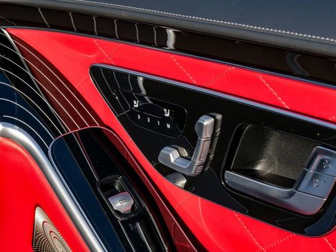 Used 2021 Mercedes-Benz S 580 4MATIC Sedan image 48