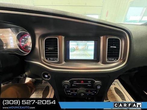 Used 2022 Dodge Charger SXT image 19