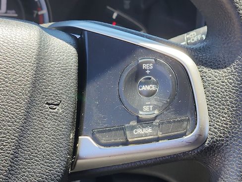 Used 2018 Honda CR-V LX image 21