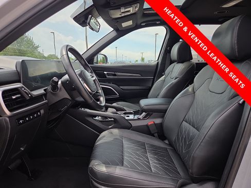 Used 2024 Kia Telluride EX X-Line AWD/4WD image 17
