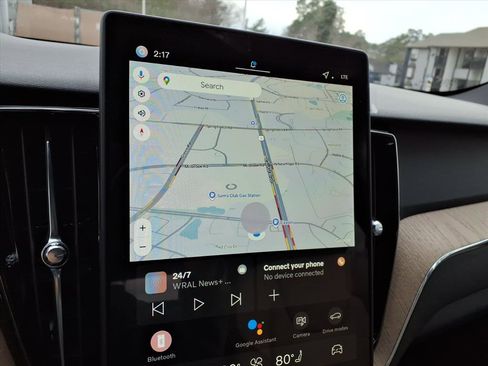 New 2026 Volvo XC60 B5 Plus w/ Protection Package Premier image 18