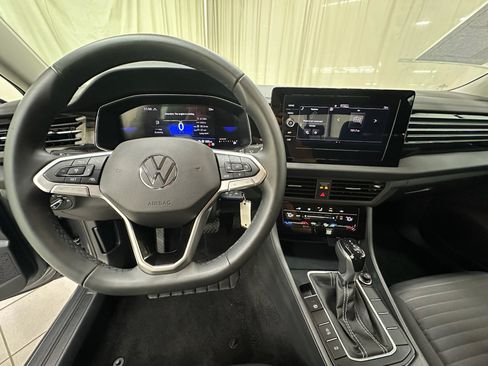 Used 2026 Volkswagen Jetta S FWD image 29