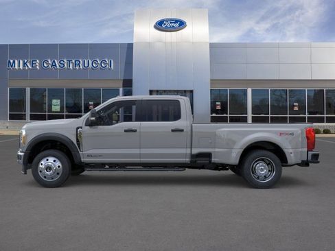 New 2026 Ford F450 XL w/ XL Driver Assist Package AWD/4WD image 3