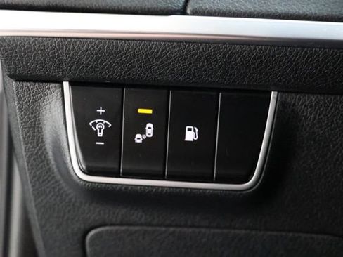 Used 2019 Kia Stinger w/ Sun & Sound Package RWD image 20