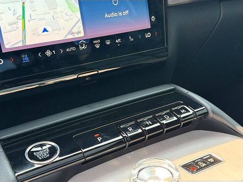 Used 2026 Lincoln Navigator Reserve w/ Jet Appearance Package AWD/4WD image 17