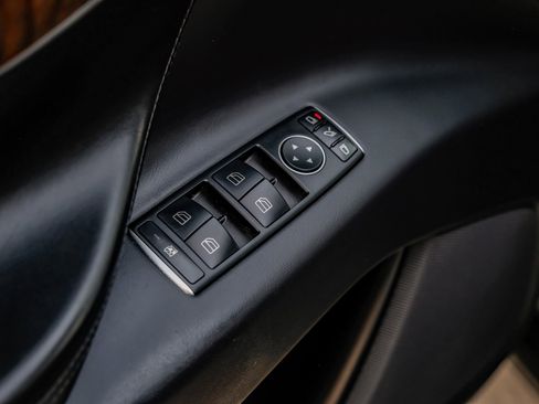 Used 2017 Tesla Model X 75D image 49