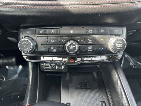 Used 2021 Dodge Durango R/T w/ Technology Group image 21