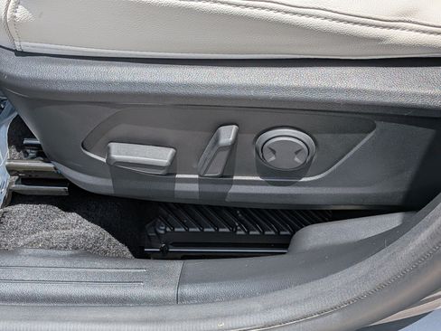 Used 2025 Hyundai Tucson Limited FWD image 20