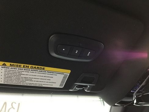 Used 2022 Jeep Grand Cherokee Overland image 16