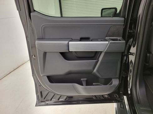 Used 2024 Ford F150 XLT w/ Mobile Office Package image 41