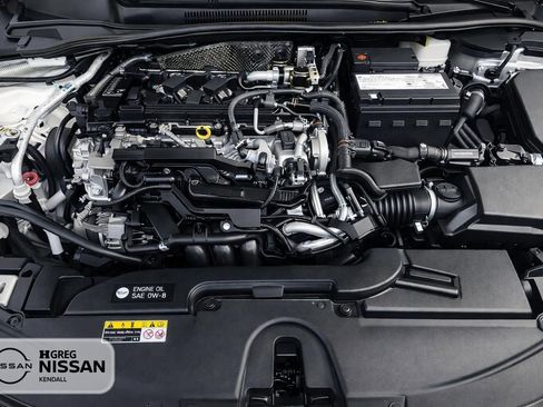 Used 2025 Toyota Corolla LE image 13