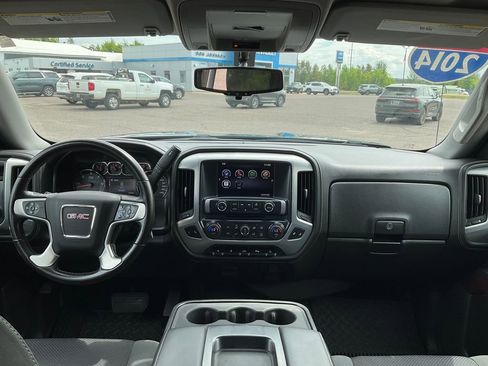 Used 2014 GMC Sierra 1500 SLE w/ SLE Value Package AWD/4WD image 3