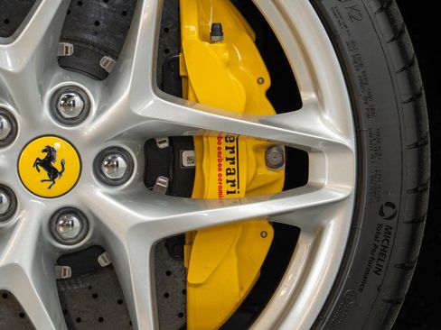 Certified 2022 Ferrari Roma image 11