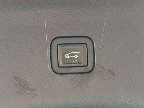 Used 2023 Buick Enclave Avenir w/ Trailering Package, 5000 lbs. image 19