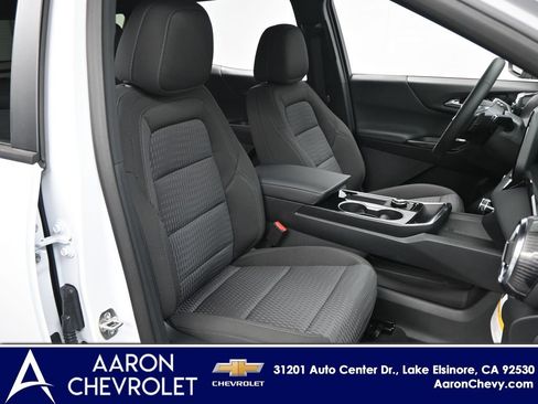 New 2026 Chevrolet Equinox LT image 10