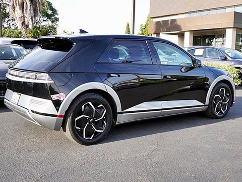 Certified 2024 Hyundai Ioniq 5 Limited RWD image 8