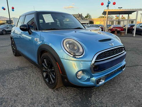 Used 2018 MINI Cooper S image 3