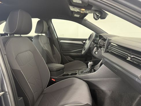 Used 2025 Volkswagen Jetta Sport FWD image 10