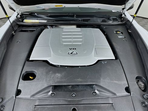 Used 2015 Lexus LS 460 Crafted Line image 34