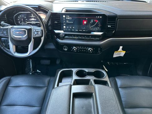 Certified 2022 GMC Sierra 1500 SLT image 16
