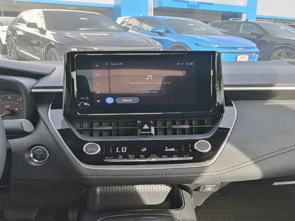 Used 2025 Toyota Corolla SE FWD image 11