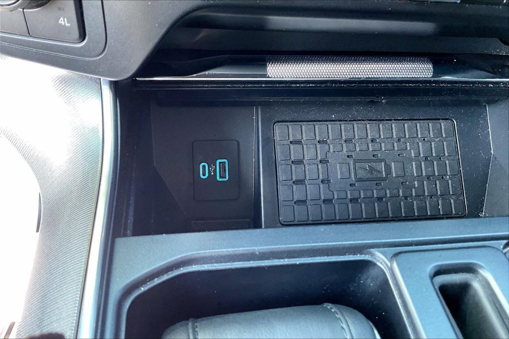 Used 2024 Ford F150 Platinum w/ Equipment Group 702A High AWD/4WD image 19