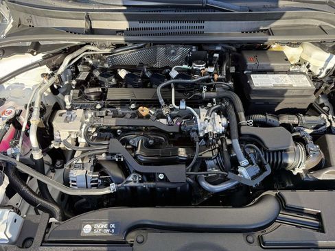 Used 2025 Toyota Corolla SE image 26