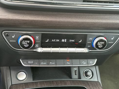 Used 2021 Audi Q5 2.0T Premium Plus AWD/4WD image 25
