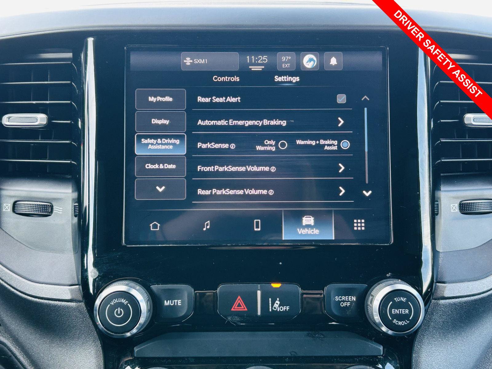 Used 2025 RAM 1500 Tradesman w/ Night Edition AWD/4WD image 6