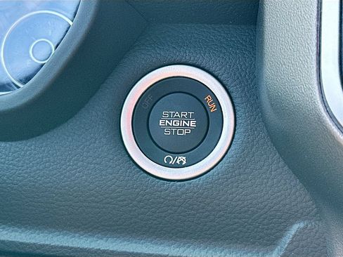 New 2026 RAM 1500 Big Horn AWD/4WD image 19