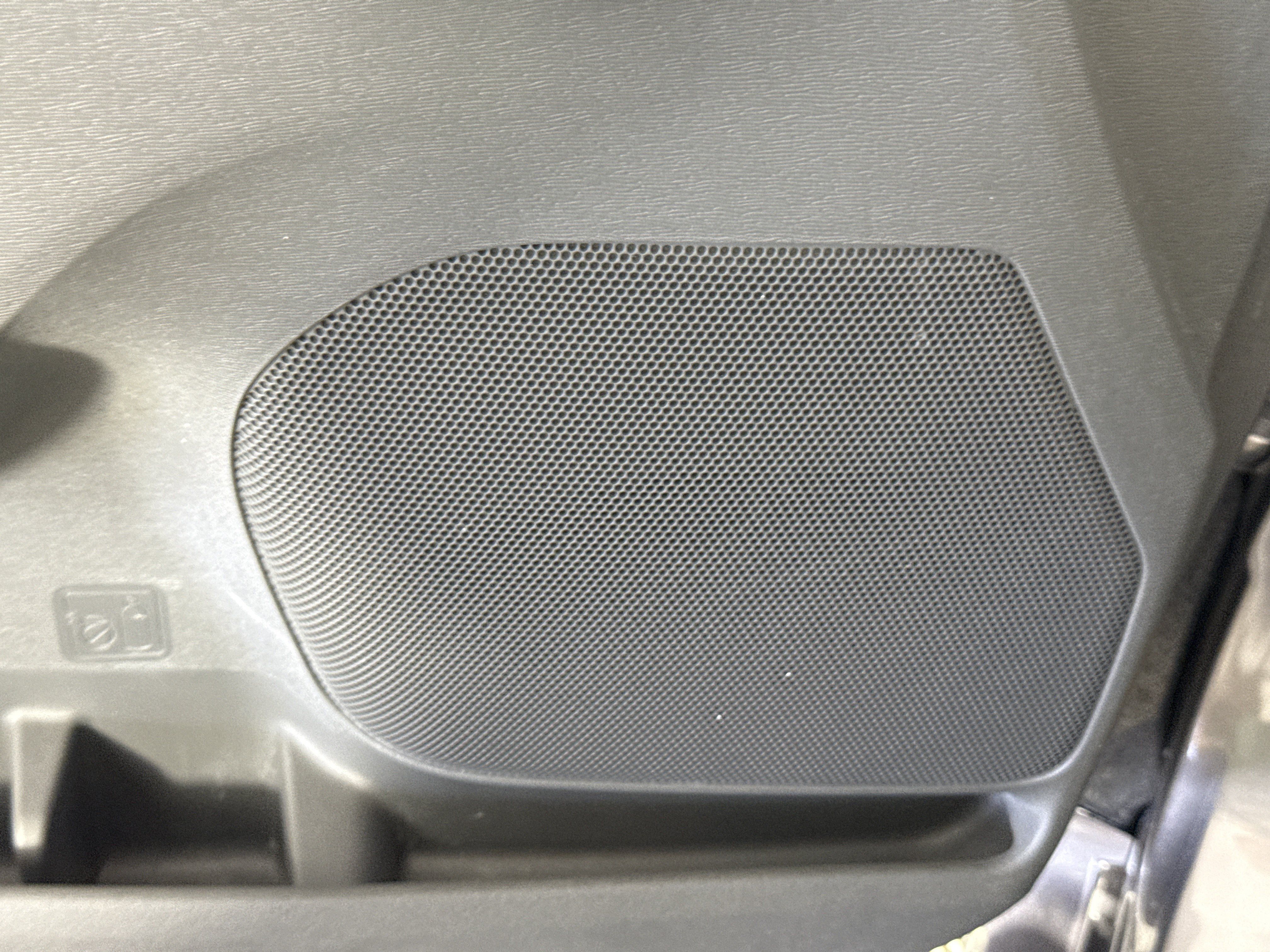 Used 2018 Toyota Sienna LE FWD image 21