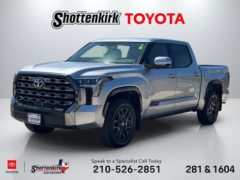 Used 2025 Toyota Tundra Platinum image 1