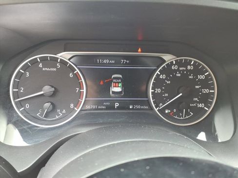 Used 2023 Nissan Rogue SV AWD/4WD image 26