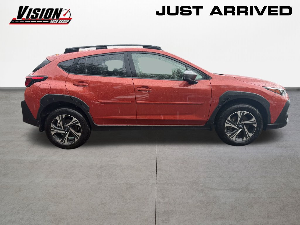 Used 2025 Subaru Crosstrek 2.5i Premium AWD/4WD image 4