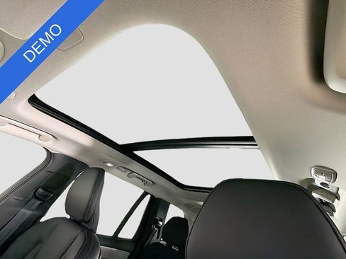 Used 2026 Volvo XC90 T8 Ultra w/ Protection Package AWD/4WD image 23