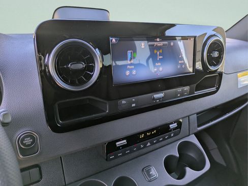 New 2025 Mercedes-Benz Sprinter 2500 image 5