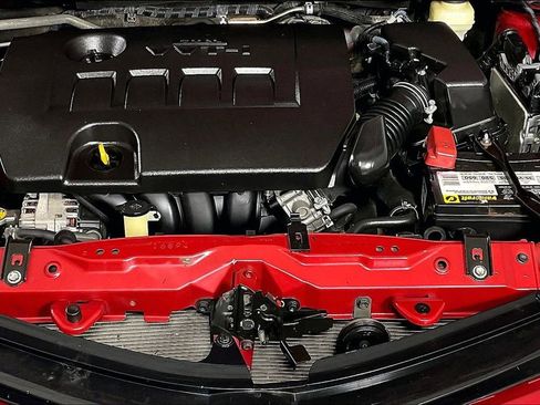 Used 2017 Toyota Corolla LE image 13