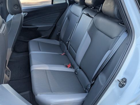 Used 2023 Volkswagen ID.4 S RWD image 18