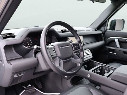 Certified 2024 Land Rover Defender 110 X-Dynamic SE AWD/4WD image 16