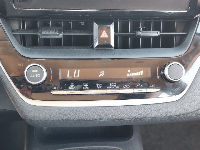 Used 2024 Toyota Corolla LE FWD image 15