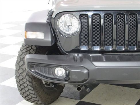 Used 2021 Jeep Wrangler Unlimited Sport image 26