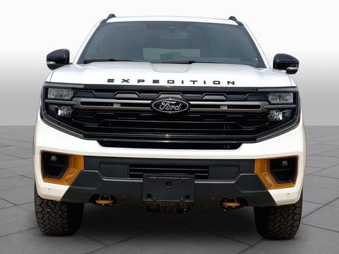 New 2026 Ford Expedition Tremor AWD/4WD image 3