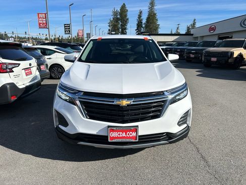 Used 2022 Chevrolet Equinox LT AWD/4WD image 2