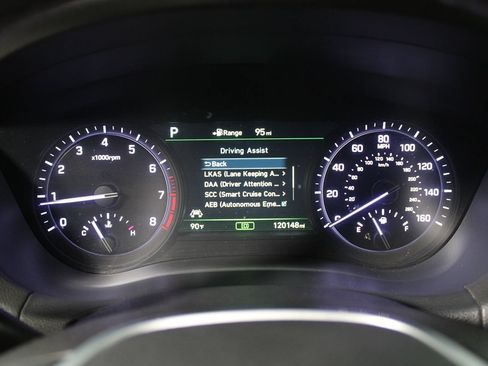 Used 2018 Genesis G80 3.3T Sport RWD image 18