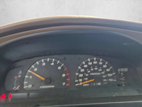 Used 1997 Toyota 4Runner SR5 w/ Preferred Equipment Group 1 AWD/4WD image 9