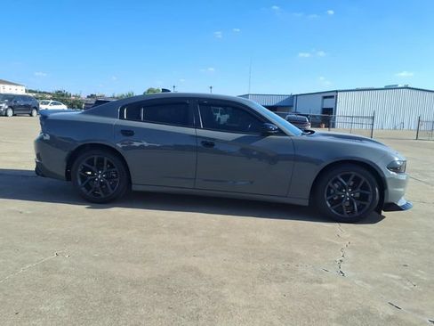 Used 2023 Dodge Charger SXT w/ Blacktop Package RWD image 4