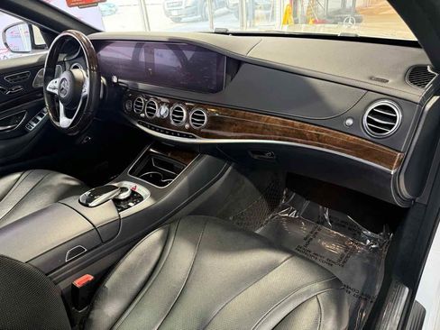 Used 2019 Mercedes-Benz S 450 4MATIC Sedan w/ Premium Package image 56