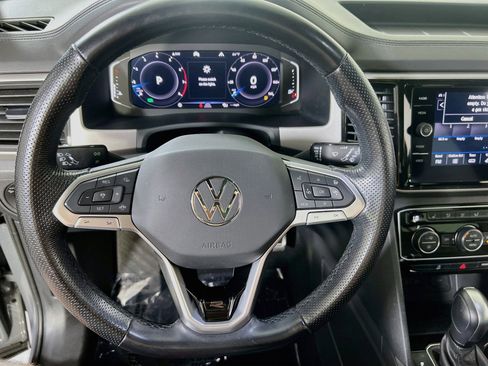 Used 2020 Volkswagen Atlas Cross Sport SEL R-Line image 11