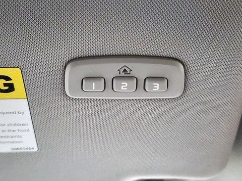 Used 2018 Volvo S60 T5 Inscription image 20