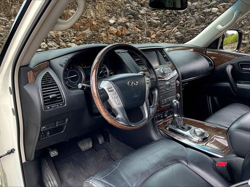 Used 2017 INFINITI QX80 4WD image 13